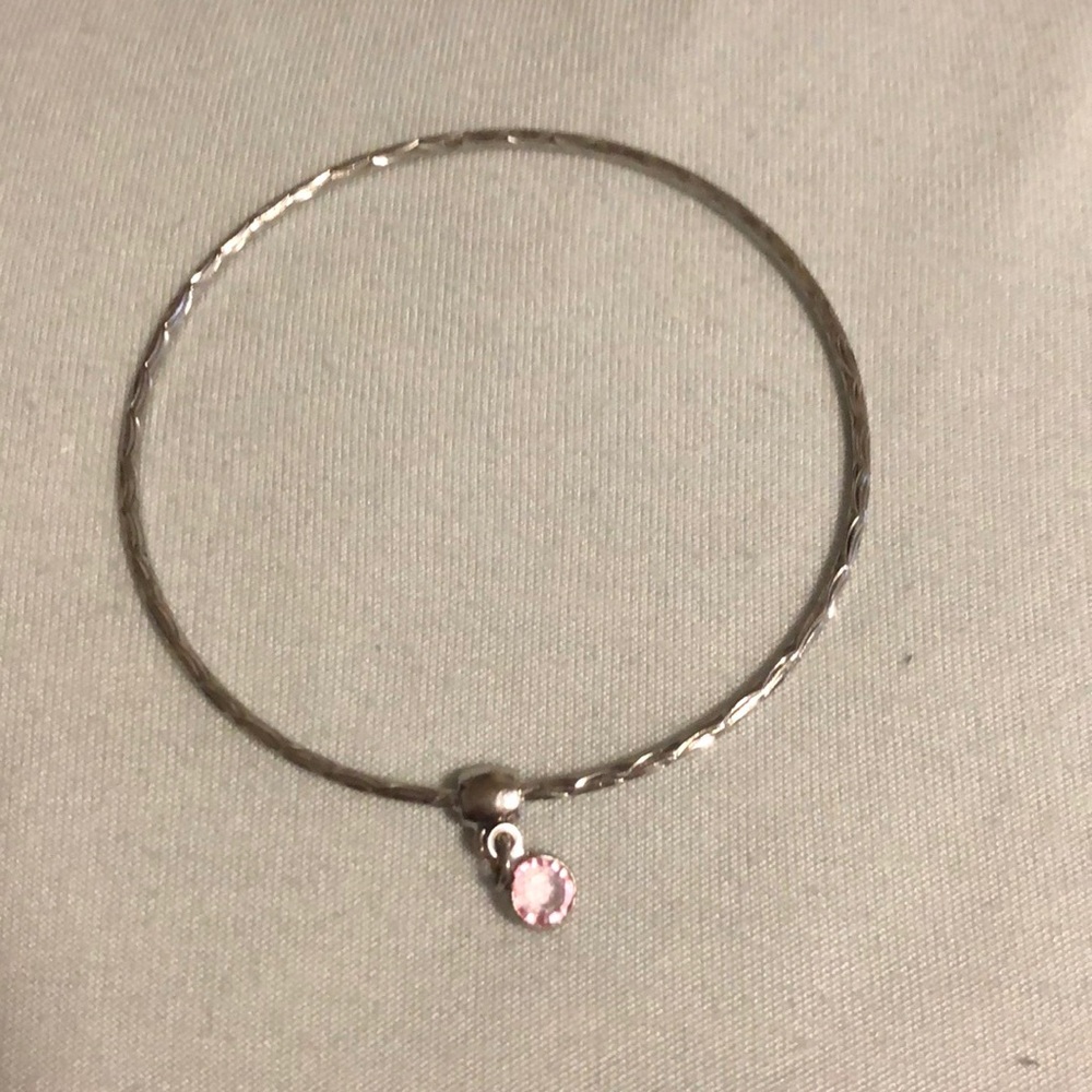 Simple piece of jewelry